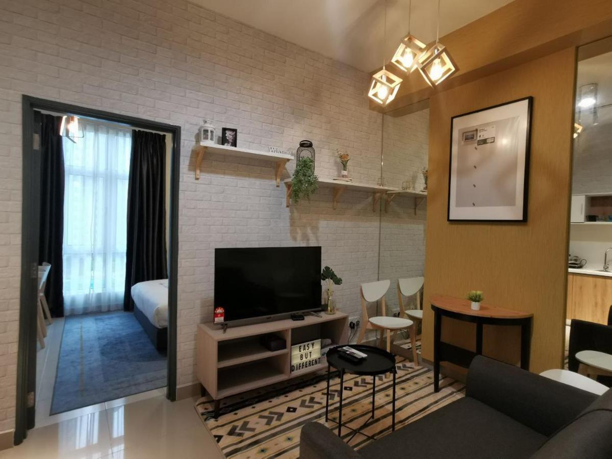 Ezhome Mesahill Nilai Exterior foto