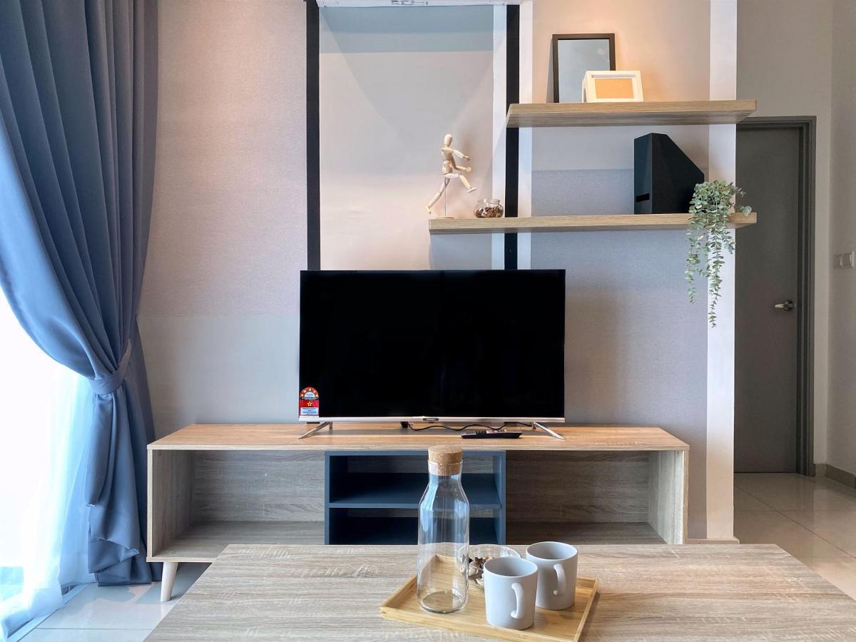 Ezhome Mesahill Nilai Exterior foto